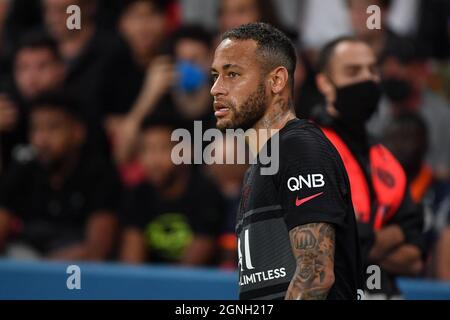 Paris, France. 25th Sep, 2021. Neymar - PSG vs Montpellier in Parc des Princes, Paris, France, on September 25, 2021. 25/09/2021-Paris, FRANCE. Credit: Sipa USA/Alamy Live News Stock Photo