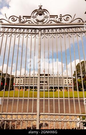 Independence Palace, also publicly known as Reunification Convention Hall, built on the site of the former Norodom Palace, is a landmark in Ho Chi Min Stock Photo