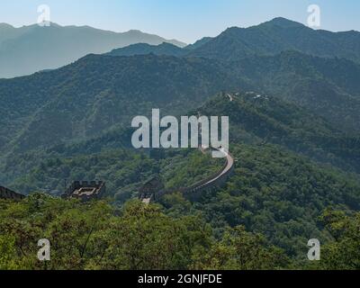 Scenic view of the Great Wall of china at Mutianyu in the summer, Beijing, China, Asia, stock photo Stock Photo