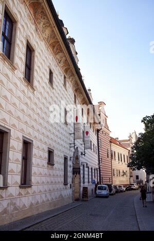 Street of Cesky Krumlov in the Czech Republic, with Renaissance houses with sgraffito ornaments Stock Photo