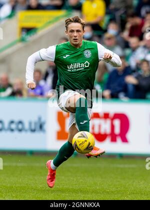 Easter Road, Leith, Edinburg, UK. 26th Sep, 2021. Scottish Premier League football, Hibernian versus St Johnstone; Scott Allan of Hibernian Credit: Action Plus Sports/Alamy Live News Stock Photo