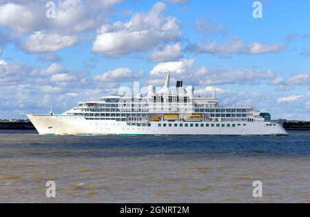 27/09/2021 Gravesend UK Luxurious expedition cruise ship Crystal Endeavour launched in July 2021cruising the Thames on her way to the capital this aft Stock Photo