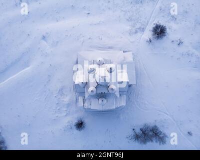 Wooden church in an abandoned Russian village. Russia, Arkhangelsk region, Onezhsky district Stock Photo