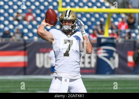 New Orleans Saints quarterback Taysom Hill (7) walks off the field