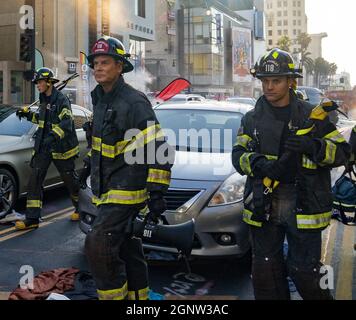 9-1-1, (aka 911), from left: Ryan Guzman, Gavin McHugh, 'Stuck ...
