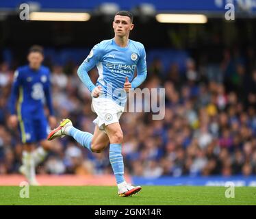 25 September 2021 - Chelsea v Manchester City  - The Premier League - Stamford Bridge  Phil Foden during the Premier League match at Stamford Bridge. Stock Photo