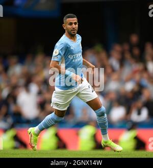 25 September 2021 - Chelsea v Manchester City  - The Premier League - Stamford Bridge  Riyad Mahrez during the Premier League match at Stamford Bridge Stock Photo