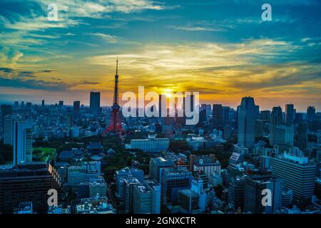 Tokyo Tower and Tokyo skyline that evening refers. Shooting Location: Tokyo metropolitan area Stock Photo