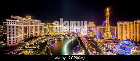 Las vegas night city hi-res stock photography and images - Alamy