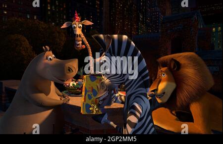 MADAGASCAR , Melman the giraffe [CHRIS ROCK], Alex the lion [BEN ...