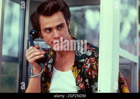 JIM CARREY, ACE VENTURA: PET DETECTIVE, 1994 Stock Photo - Alamy