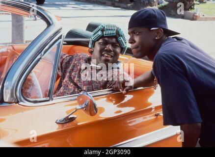 FRIDAY, from left: Chris Tucker, Michael Clarke Duncan, 1995. © New ...