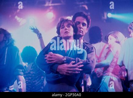 AMANDA BEARSE, FRIGHT NIGHT, 1985 Stock Photo - Alamy