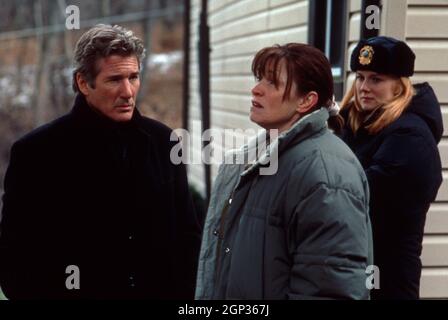 THE MOTHMAN PROPHECIES, from left: Laura Linney, Lucinda Jenney, 2002