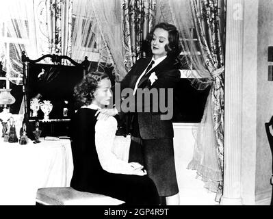 OLD ACQUAINTANCE, From Left, Miriam Hopkins, Bette Davis, 1943 Stock ...