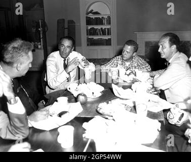 12 ANGRY MEN, (aka TWELVE ANGRY MEN), John Savoca, 1957 Stock Photo - Alamy
