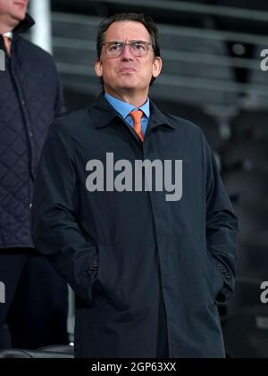 Blackpool owner Simon Sadler during the Sky Bet Championship match at the MKM Stadium, Hull. Picture date: Tuesday September 28, 2021. Stock Photo