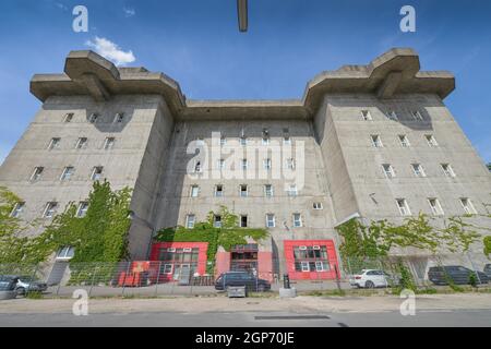 Flakturm IV, Heiligengeistfeld, St. Pauli, Hamburg, Germany Stock Photo