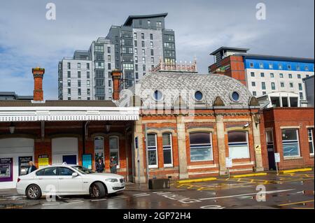 Slough, UK. 28th September, 2021. The ever changing skyline of Slough where new souless apartments and hotels dominate the skyline. Credit: Maureen McLean/Alamy Stock Photo