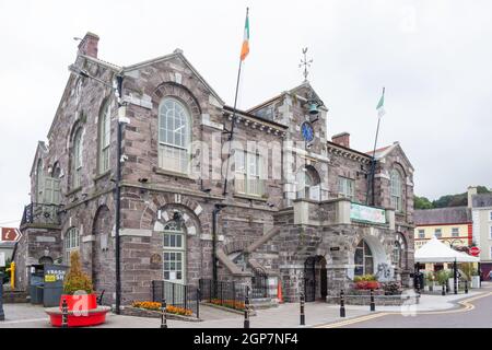 Macroom Town Hall, North Square, Macroom (Maigh Chromtha), County Cork, Republic of Ireland Stock Photo