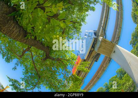 Tama Monorail and the fresh green. Shooting Location: Hino City, Tokyo Stock Photo