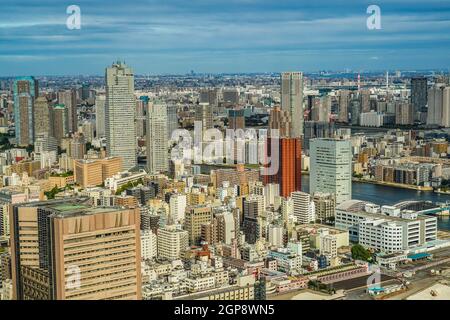 Tokyo skyline seen from the observation deck of the Caretta Shiodome. Shooting Location: Tokyo metropolitan area Stock Photo