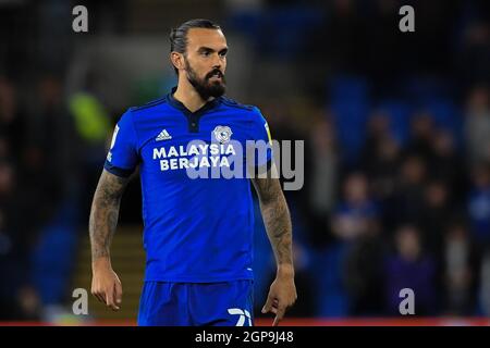 Cardiff, UK. 07th Aug, 2021. Marlon Pack #21 of Cardiff City under pressure  from Callum Styles #4 of Barnsley in Cardiff, United Kingdom on 8/7/2021.  (Photo by Mike Jones/News Images/Sipa USA) Credit