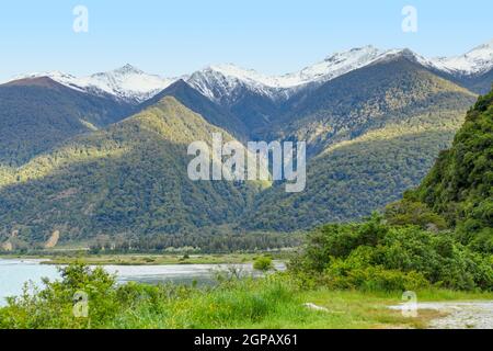 Scenery around the Aoraki, also called Mount Cook, the highest mountain in New Zealand Stock Photo