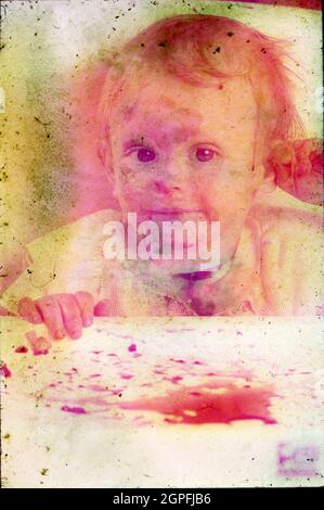 Austin Texas USA, August 1997: Breakfast time for 10-month old Anglo boy. MR EU-0288  ©Bob Daemmrich Stock Photo