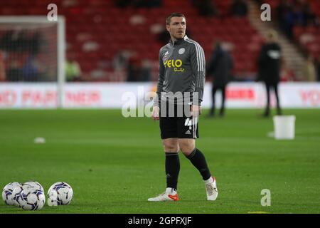 MIDDLESBROUGH, UK. SEPT 28TH John Fleck of Sheffield United warms up during the Sky Bet Championship match between Middlesbrough and Sheffield United at the Riverside Stadium, Middlesbrough on Tuesday 28th September 2021. (Credit: Mark Fletcher | MI News) Credit: MI News & Sport /Alamy Live News Stock Photo