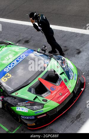 Vallelunga, italy september 19th 2021 Aci racing weekend. Pit stop high angle view Lamborghini Huracan and team manager Stock Photo