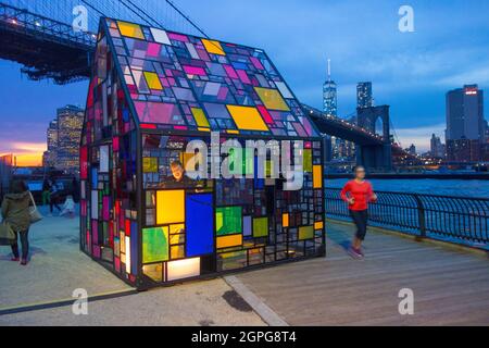 Tom Fruin stained glass house in Brooklyn Bridge Park DUMBO NYC Stock Photo
