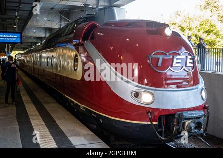 Berlin, Germany. 29th Sep, 2021. The Trans-Europ-Express TEE stands at Südkreuz station after the arrival of the special EU train 'Connecting Europe Express'. Credit: Christophe Gateau/dpa/Alamy Live News Stock Photo