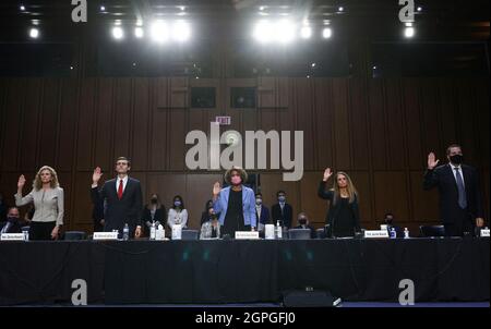 Texas state representative Donna Howard (D); Alabama Solicitor General Edmund LaCour Jr.; Fatima Goss Graves, president of the National Women's Law Center; professor Jennifer Mascott of George Mason University's Antonin Scalia Law School; and professor Stephen Vladeck, chair in federal courts at the University of Texas School of Law, are sworn in to testify at a Senate Judiciary Committee hearing to examine Texas's abortion law on Capitol Hill in Washington, U.S., September 29, 2021. Photo by Tom Brenner/Pool/ABACAPRESS.COM Stock Photo