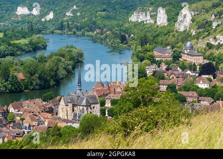 France, Eure, Les Andelys, Loop of the Seine in French Vexin, village of Andelys Stock Photo