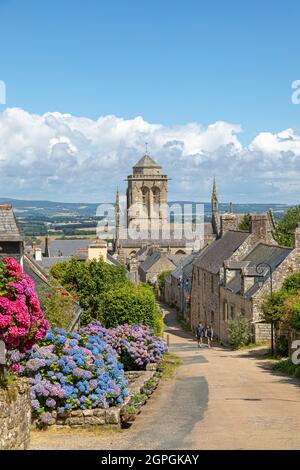 France, Finistere, Cornouaille, Locronan, labelled Les plus Beaux Villages de France (The Most Beautiful Villages of France), Saint Ronan church Stock Photo