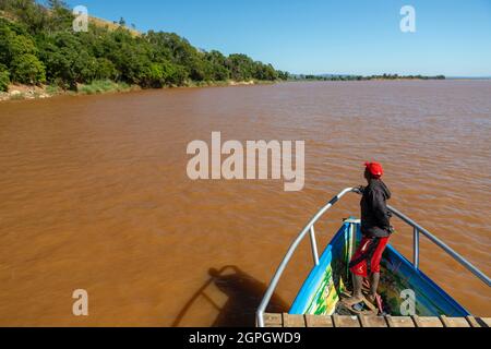 Madagascar, Menabe region, Bemaraha massif, the Tsiribihina river, barge and his crew Stock Photo