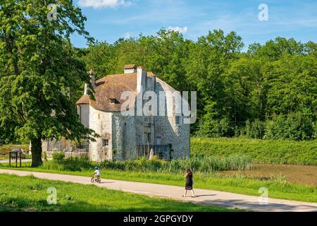 France, Val d'Oise, Saint-Prix, Chateau de la Chasse, Montmorency Forest Stock Photo