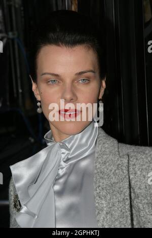 Debi Mazar 08/06/04 COLLATERAL at The Orpheum Theatre, Downtown Los