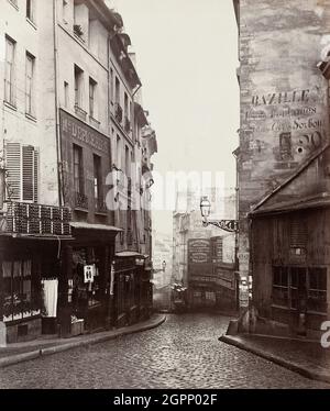 rue-de-la-montagne-sainte-