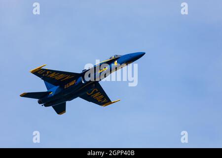 McDonnell Douglas F/A-18 of the United States Navy Flight Demonstration Squadron, The Blue Angels, perform over San Francisco during Navy Week 2019. Stock Photo