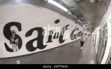 SAINT GERMAIN DES PRES METRO STATION HONORS ITS ARTISTS IN PARIS Stock Photo