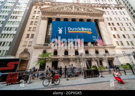 The facade of the New York Stock Exchange is decorated for the initial public offering of Southern Oregon chain, Dutch Bros coffee on Wednesday, September 15, 2021. The over 470 shops, which are drive-thru only, are in 11 states. (© Richard B. Levine) Stock Photo