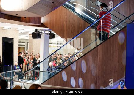 Berlin, Germany. 30th Sep, 2021. Interior view at the show event of the 'KaDeWe' in the Kaufhaus des Westens. Credit: Gerald Matzka/dpa/Alamy Live News Stock Photo