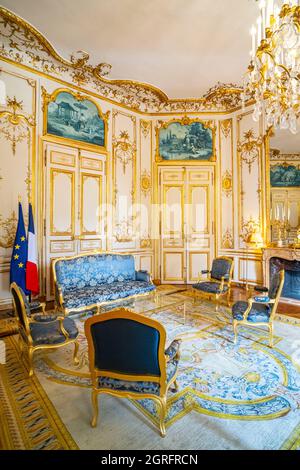 フランス メダル フランス首相官邸 Hotel Matignon france-paris-the-hotel-de-