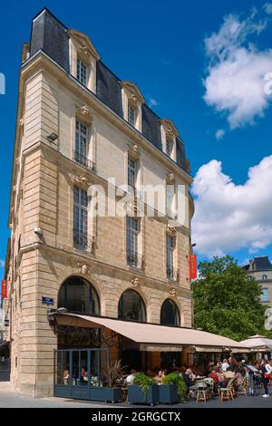 France, Gironde, Bordeaux, area listed as World Heritage by UNESCO, La Porte Dijeaux Hotel Stock Photo