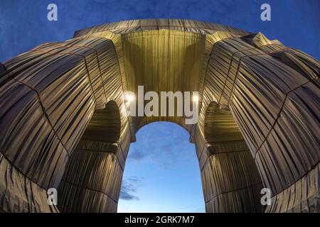 ARC DE TRIOMPHE WRAPPED SUNSET AND NIGHTIME, PARIS Stock Photo