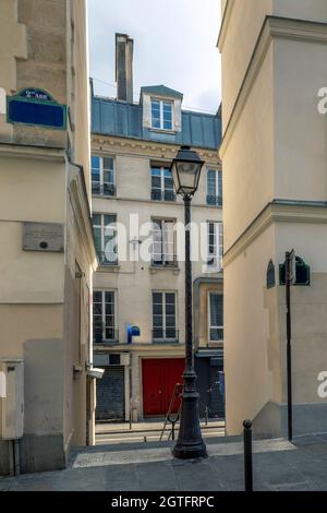 Paris, France - April 15, 2021: 'rue des Degrés', the smallest street in Paris Stock Photo