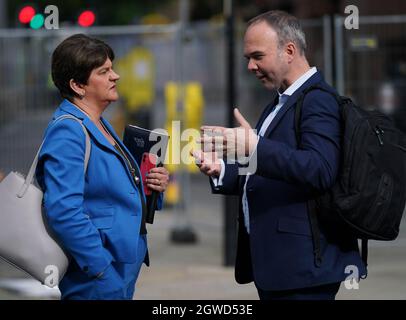 Gavin Barwell, Number 10 Chief of Staff talks with Arlene Foster outside the Midland Hotel in Manchester during the Conservative Party Conference. Picture date: Sunday October 3, 2021. Stock Photo