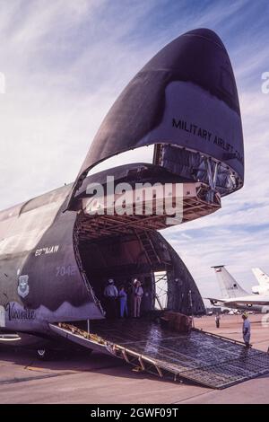 Rear Ramp Of Cargo Plane Stock Photo - Alamy